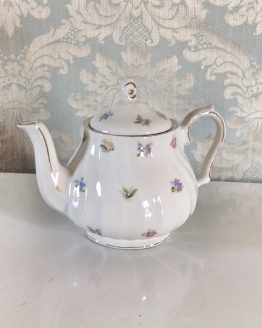 vintage teapot hire
